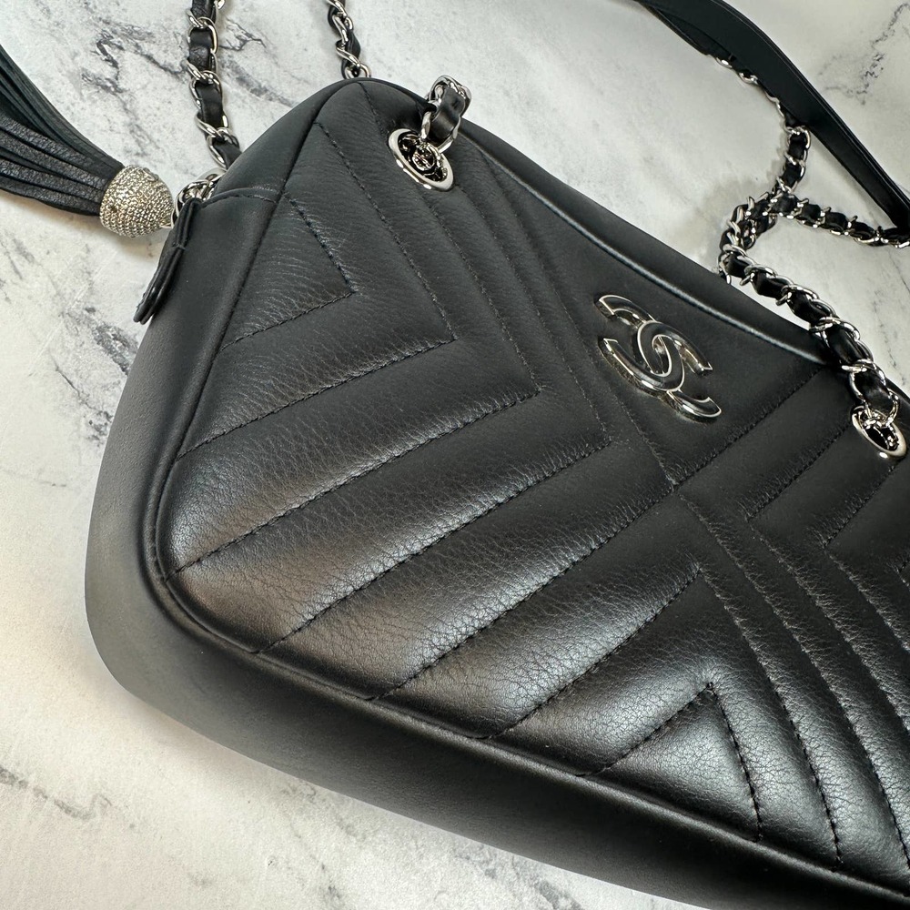 Chanel Chevron Camera Case Bag CC Black Diagonal Shoulder Purse Handbag Silver - Picture 13 of 16